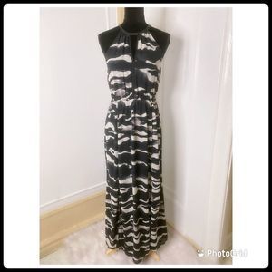 🖤H&M Black and White Casual Maxi Drees🖤